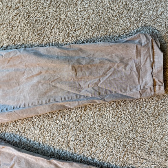 Old Navy Trousers - Picture 4 of 8
